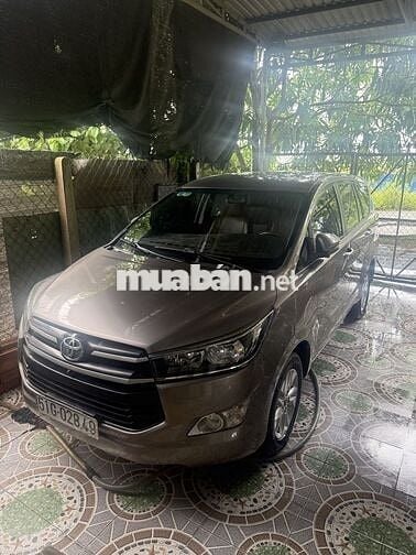 Toyota Innova 2.0E Nâu đời 2018