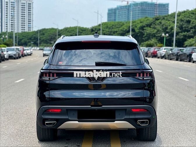 VinFast Lux SA 2.0 Plus 2.0 AT 2019 - 505 Triệu