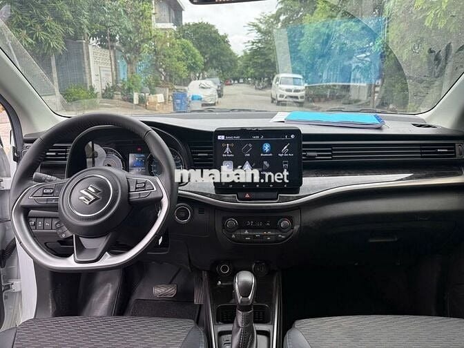 Suzuki XL7 2024 Trắng 16.000 km Tự động