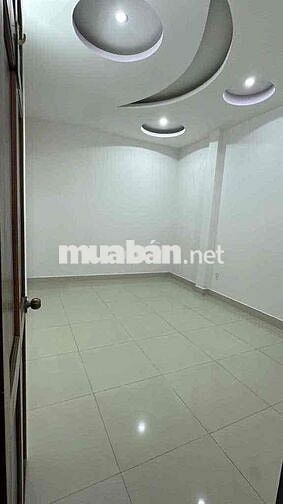 NC P11. tân bình 5pn 5wc - HXH - có sân thượng