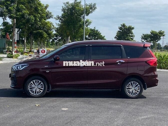 Suzuki Ertiga Hybrid 2023 Số sàn Đỏ rượu vang