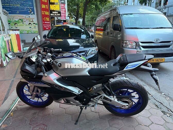 Yamaha R15M 2026 Bạc 350 km bảo hành 3 năm
