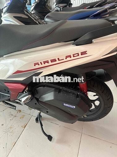 Honda Air Blade 160 ABS 2026 Trắng Đỏ