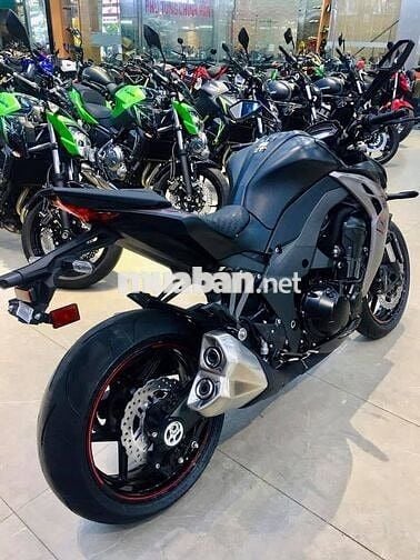 KAWASAKI Z1000