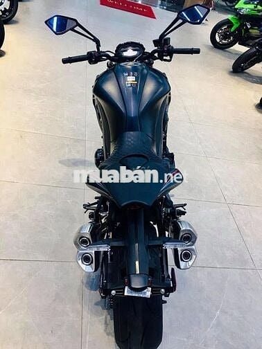 KAWASAKI Z1000