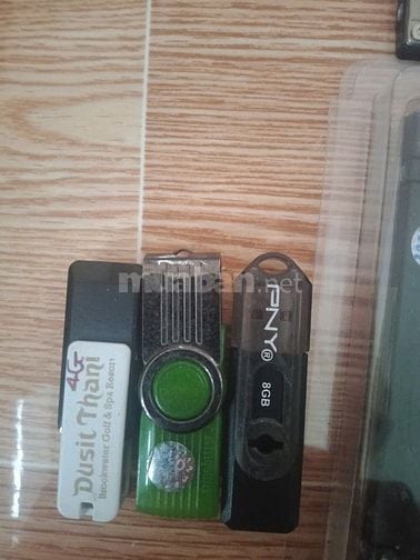 Cần thanh lý một số ổ cứng SSD, HDD và USB