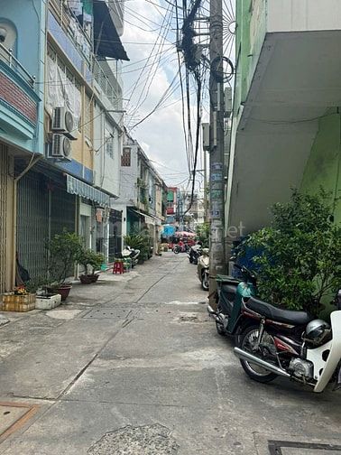 BÁN GẤP NHÀ HXH BÌNH THỚI, KHU NỘI BỘ AN NINH, GIÁ TỐT