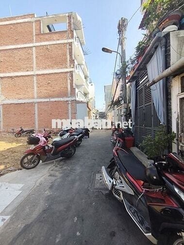Bán đất Tên Lửa, hẻm ô tô, cách mặt tiền 10 bước, 60m2, giá nhỉnh 6 tỷ