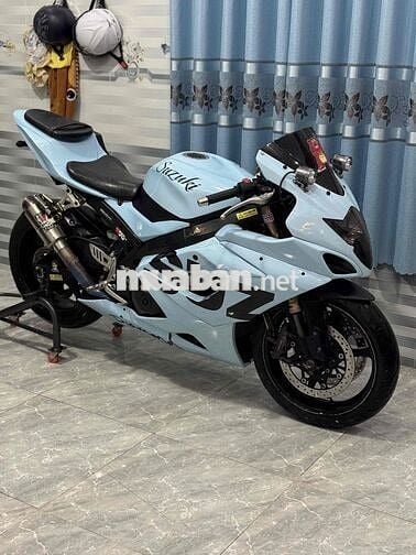 Suzuki GSX 1000 Xanh nhạt