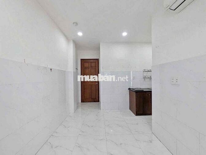 STUDIO CỬA SỔ TRỜI NGAY KHUÔNG VIỆT GẦN ĐH VĂN HIẾN, ĐẦM SEN. Q11, Q10