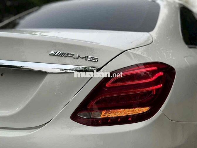 Mercedes-Benz C300 AMG 2016 cực chất lượng