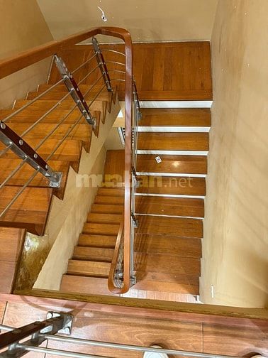 Cho thuê biệt thự siêu đẹp tại Mỗ Lao, làm Văn phòng, ca-phe