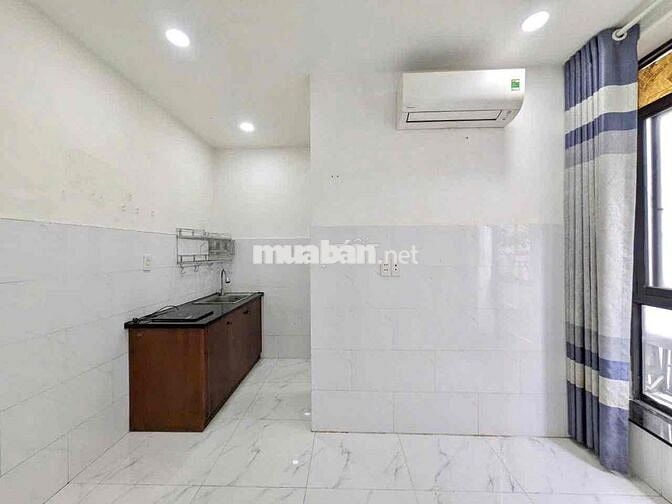 STUDIO CỬA SỔ TRỜI NGAY KHUÔNG VIỆT GẦN ĐH VĂN HIẾN, ĐẦM SEN. Q11, Q10