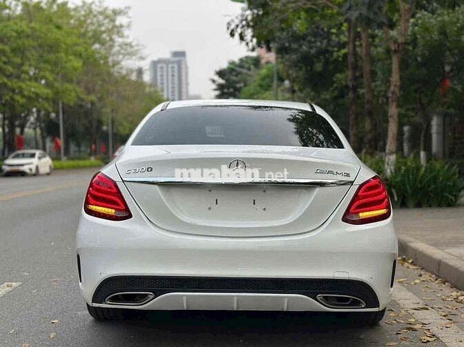Mercedes-Benz C300 AMG 2016 cực chất lượng