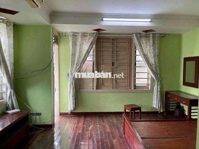 Cho thuê nhà Văn Cao 50m², 4 tầng, 4PN, gara ô tô, 15 triệu/tháng