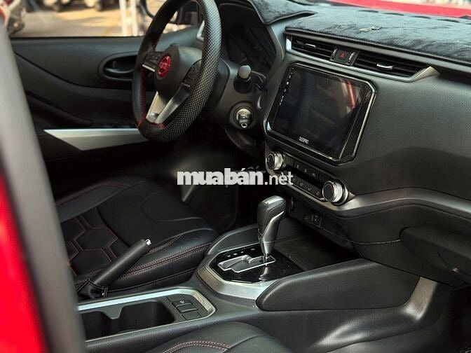 Nissan Navara EL 2024 Đỏ 14.000 km