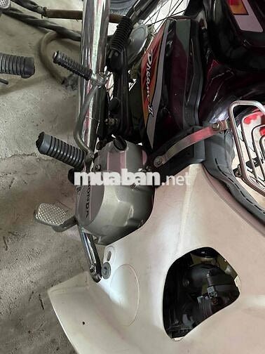 Honda Dream Trắng, Đen Xăng