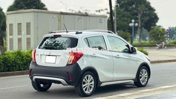 VinFast Fadil Base 2022 Trắng zin 3,1v km siêu moi