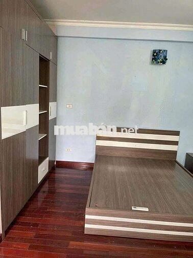Cho thuê nhà Văn Cao 50m², 4 tầng, 4PN, gara ô tô, 15 triệu/tháng