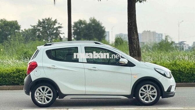 VinFast Fadil Base 2022 Trắng zin 3,1v km siêu moi