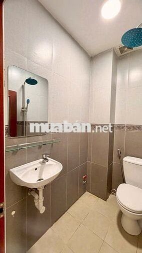 Studio Full Nội Thất Ngay Landmark 81 – Cửa Sổ & Cửa Sau Thoáng Mát