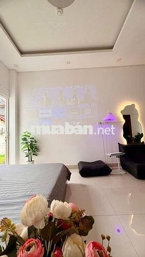 Studio Full Nội Thất Ngay Landmark 81 – Cửa Sổ & Cửa Sau Thoáng Mát