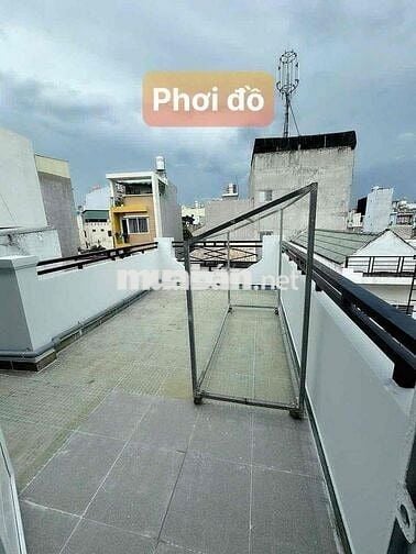 Cho Thuê Phòng Trong Nhà Ngay Công Viên Phần Mềm Quang Trung