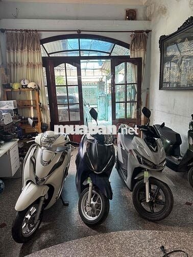 Honda Lead 125 Cuối 2023 Trắng 18.772 km