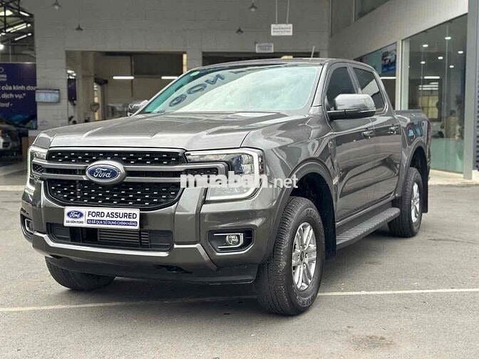 Ford Ranger XLS AT 2026 Tự động Xám 6.000 km