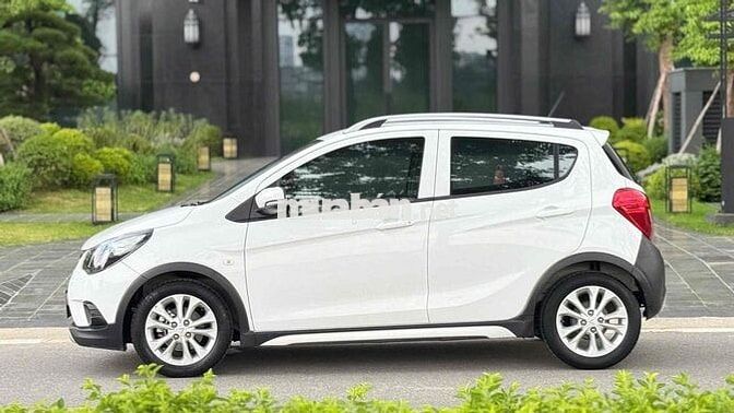VinFast Fadil Base 2022 Trắng zin 3,1v km siêu moi