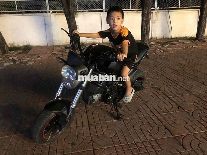 Xe côn tay Ducati Monster 110cc Đen