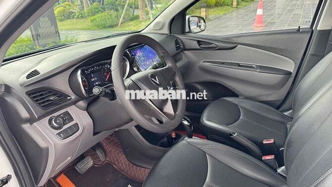 VinFast Fadil Base 2022 Trắng zin 3,1v km siêu moi