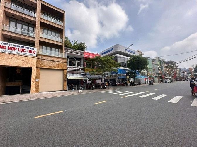 CHO THUÊ NHÀ MT ĐƯỜNG CHỢ LỚN, 439M² | GIÁ 100 TRIỆU/THÁNG