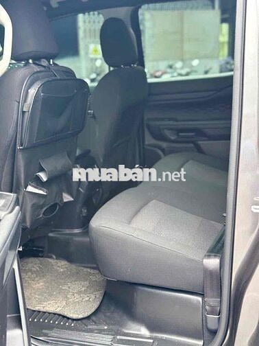 Ford Ranger XLS AT 2026 Tự động Xám 6.000 km