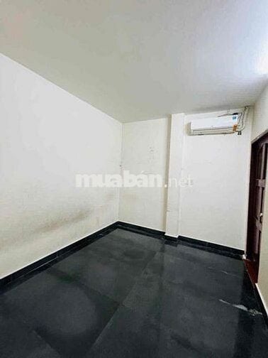 Nhà cấp 4 sân vườn rộng 200m2 hẻm xe hơi tại đường 22 Linh Đông