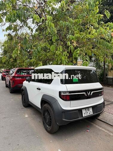 Bán VF3 2025 Trắng Free Sạc T12/2028 Odo 2 Vạn 1