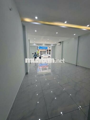 Cần cho thuê nhà Mặt Tiền 39A Đường Lý Thường Kiệt P.7 Quận 10 