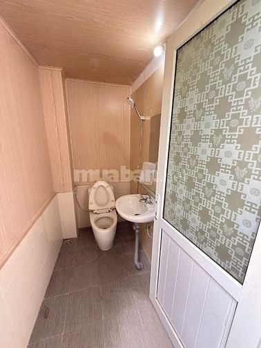 Cho thuê phòng 35m2 khép kín, số 120 Đê La Thành nhỏ - Đống Đa