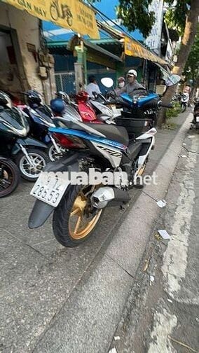 Honda Winner 2018 Xanh trắng đã sử dụng