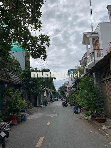 Mặt tiền dt 4x20, 1lầu, 5PN, gần Aeon Tân Phú