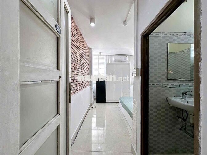PHÒNG FULL NT 25M2 | CỬA SỔ | NGAY LÊ HỒNG PHÒNG Q10 Gần UEH B