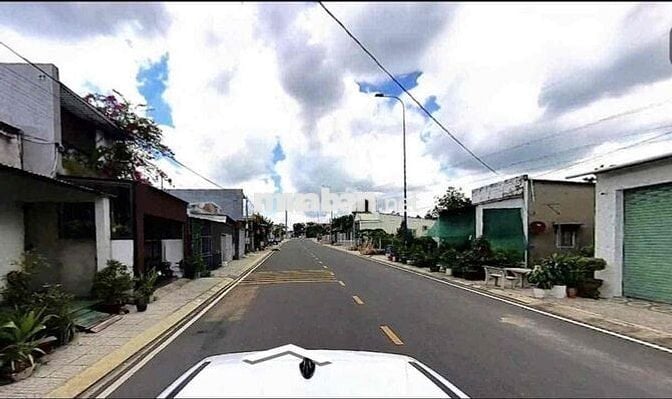 Lô đất mặt tiền ngay trung tâm hành chính thanh lý gấp