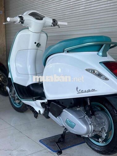 Piaggio Vespa 125 iGet Trắng, Xanh