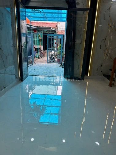 Chính chủ bán gấp nhà mặt tiền hẻm 391/133 Huỳnh Tấn Phát Q7.40m2  
