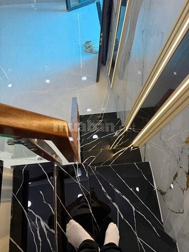 Chính chủ bán gấp nhà mặt tiền hẻm 391/133 Huỳnh Tấn Phát Q7.40m2  