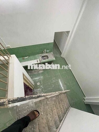 cho thuê nhà 4x25m, lững, 2pn, 2/ Phan văn hớn, Q12