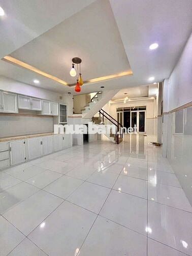 Nhà 1 trệt 2 Lầu sân thượng Đường số 8 BHH B bình tân 