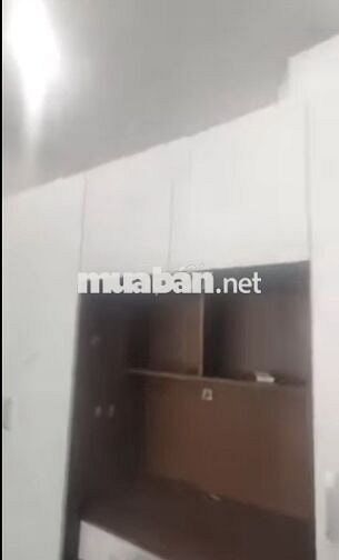 Mình cần pass phòng ccmn 1n1k, mang quần áo đến là ở được. 