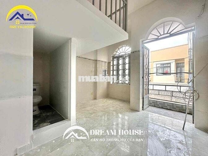 CHO THUÊ PHÒNG BAN CÔNG SIÊU RẺ NGAY NGÃ TƯ BỐN XÃ