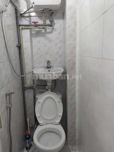 Cho thuê nhà số 14 hẻm 82. Ngách 162 ngõ34 phố kim mã